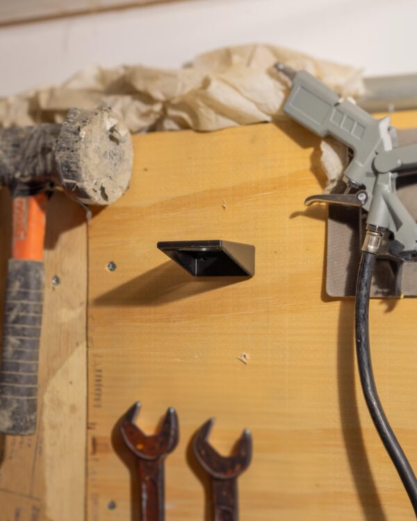 Bosch 12V (on wall)-min